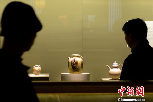 亿百体育：中国古代茶具与茶文化主题特展在苏州开展(图1)