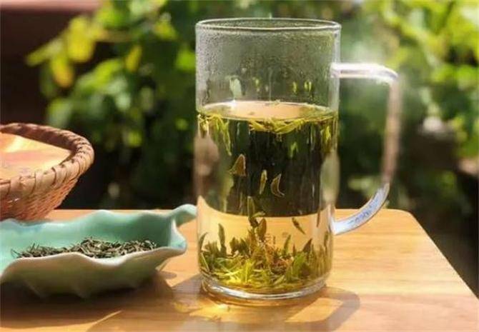 亿百体育：绿茶什么茶好喝一点？这6种茶你喝过几种你家乡产什么茶？(图2)